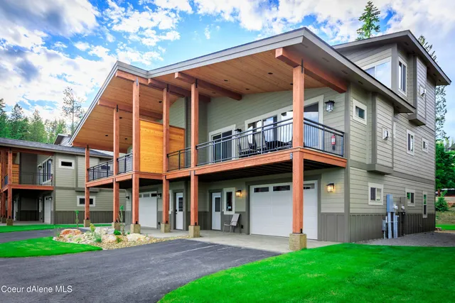 $1,650,000 | 56 Palouse Drive, Nordman, ID 83848