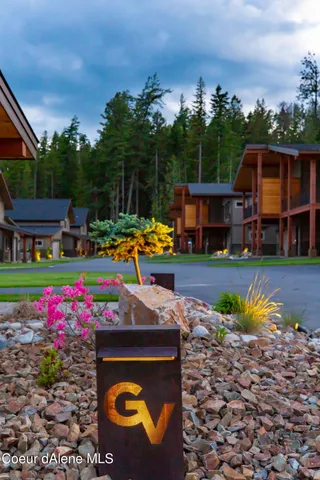 $1,650,000 | 56 Palouse Drive, Nordman, ID 83848