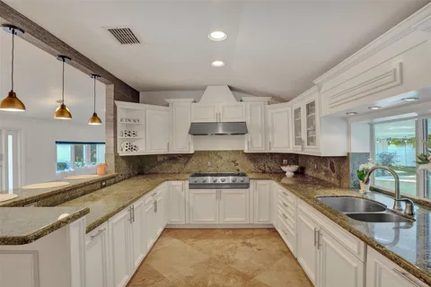 $1,550,000 | 2740 Northeast 29th Street, Fort Lauderdale, FL 33306