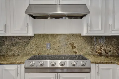 $1,550,000 | 2740 Northeast 29th Street, Fort Lauderdale, FL 33306