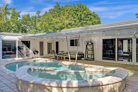 $1,550,000 | 2740 Northeast 29th Street, Fort Lauderdale, FL 33306