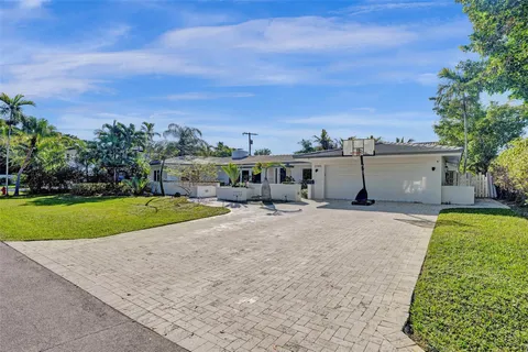 $1,550,000 | 2740 Northeast 29th Street, Fort Lauderdale, FL 33306