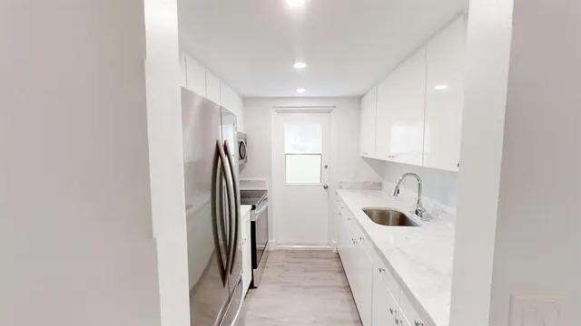 $1,200 | 6600 Royal Palm Boulevard, Unit 110B, Margate, FL 33063