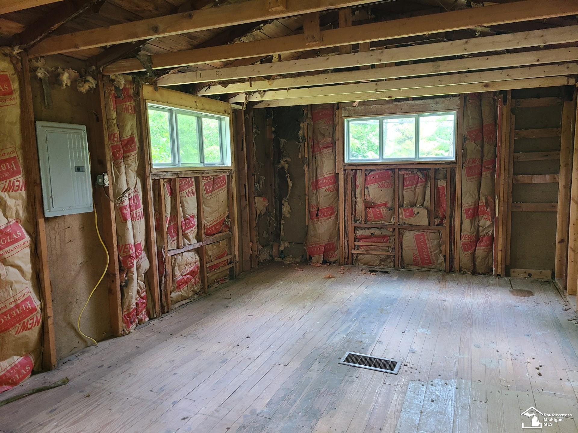 2807 Smith Road Lambertville, MI 48144 - Photo 9 of 22