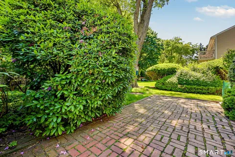 $949,000 | 98 Sasco Hill Terrace, Fairfield, CT 06824