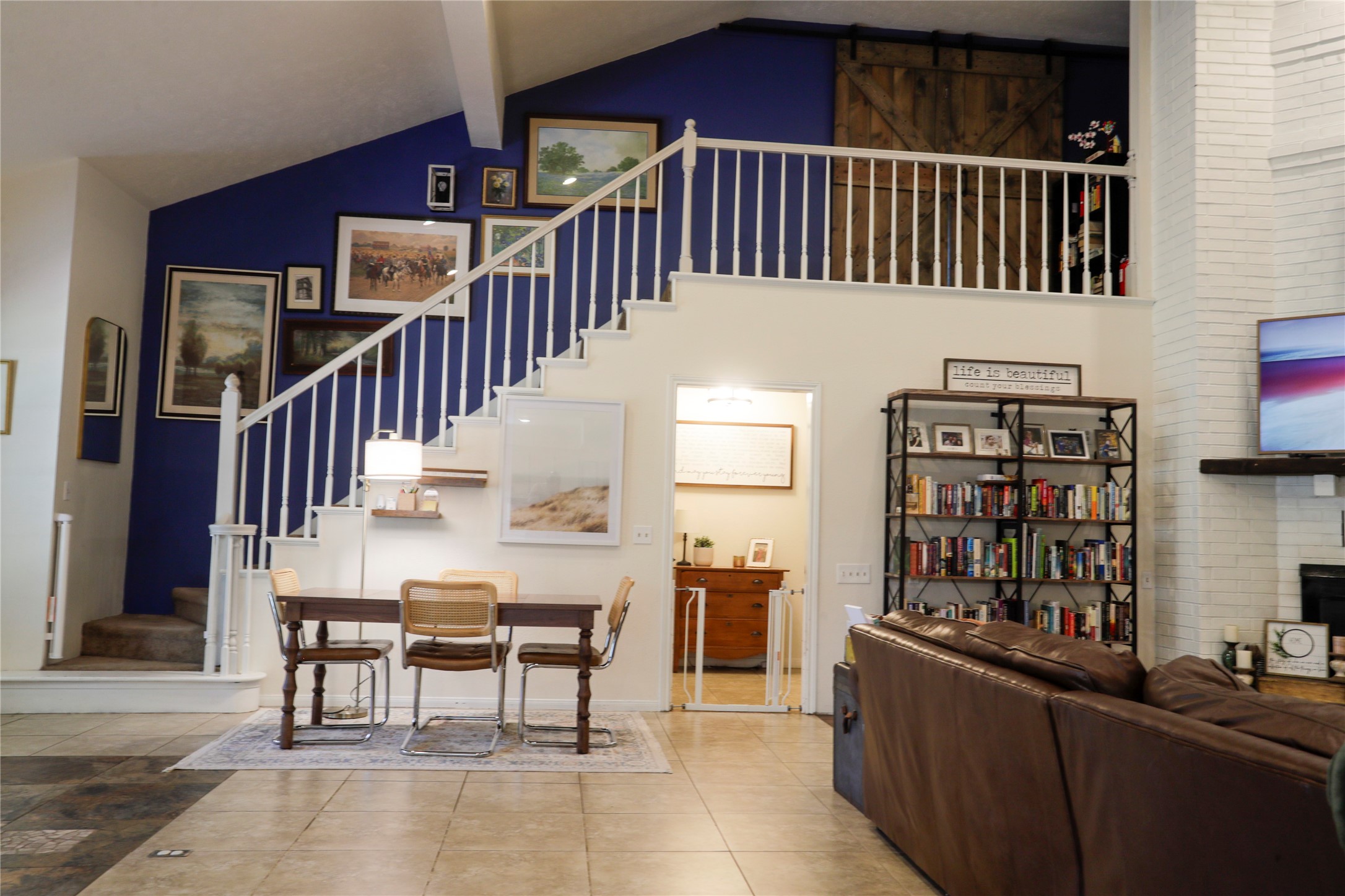 2012 Wilson Road El Campo, TX 77437 - Photo 49 of 50 a view of entryway and hall