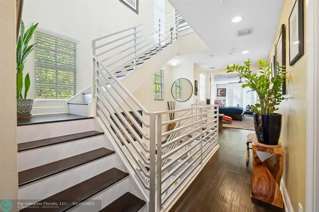 $949,000 | 1127 Northeast 18th Avenue, Unit 1127, Fort Lauderdale, FL 33304