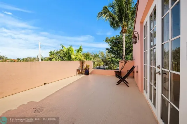 $949,000 | 1127 Northeast 18th Avenue, Unit 1127, Fort Lauderdale, FL 33304