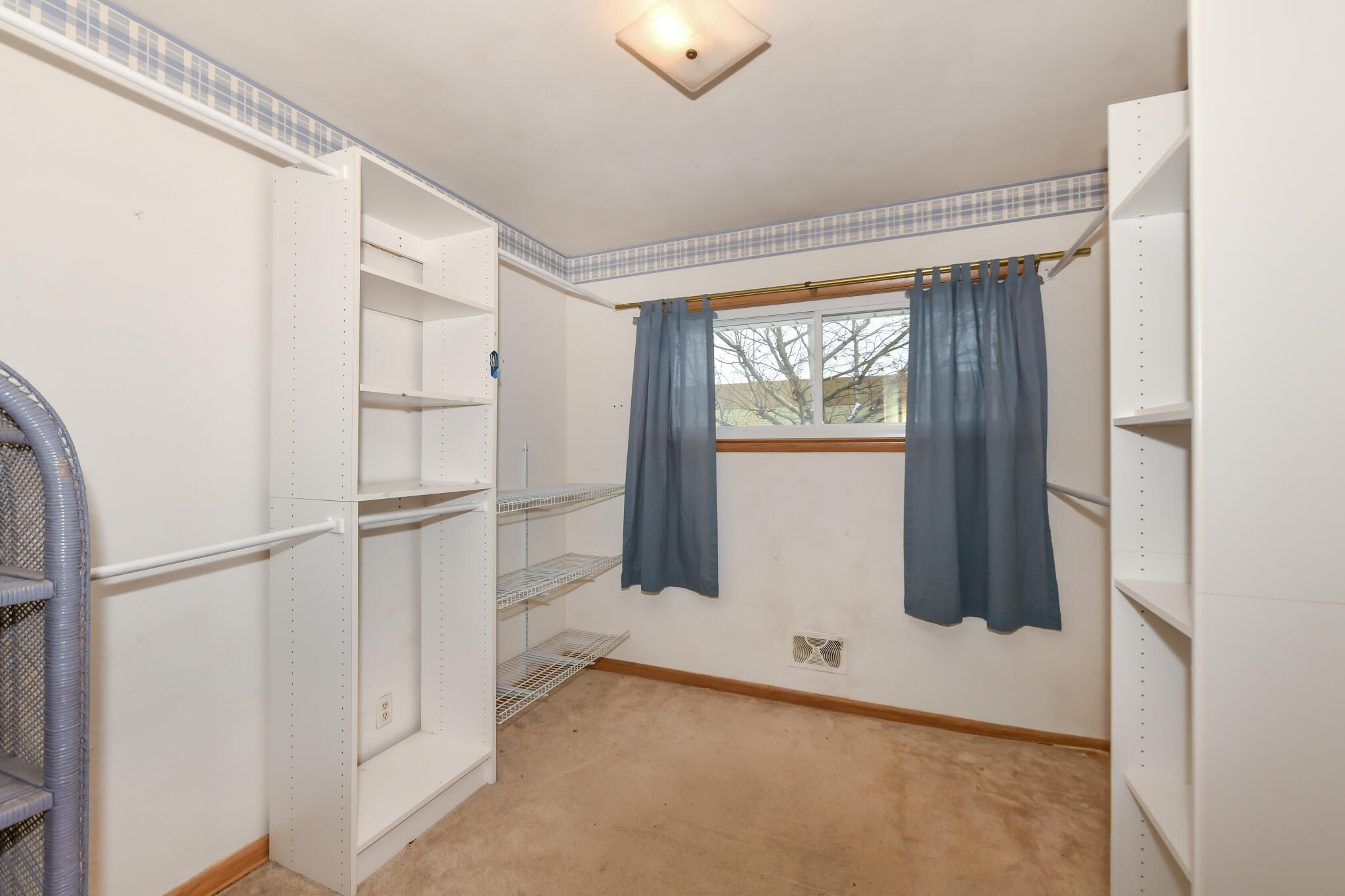 4544 South 49th Street Greenfield, WI 53220 - Photo 13 of 25 Bedroom 3