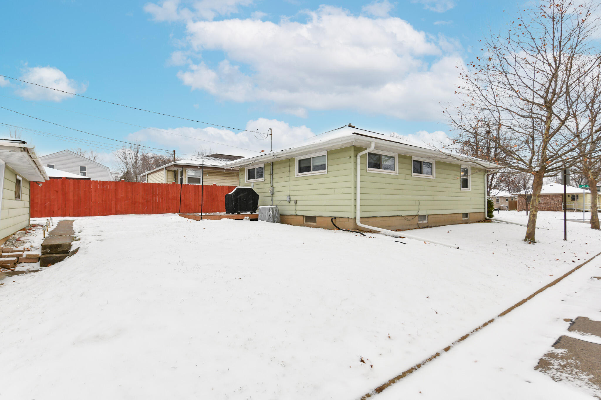 4544 South 49th Street Greenfield, WI 53220 - Photo 22 of 25 Back of home