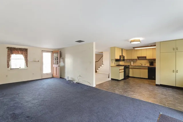 $599,900 | 22 Coolidge Road, Walpole, MA 02081