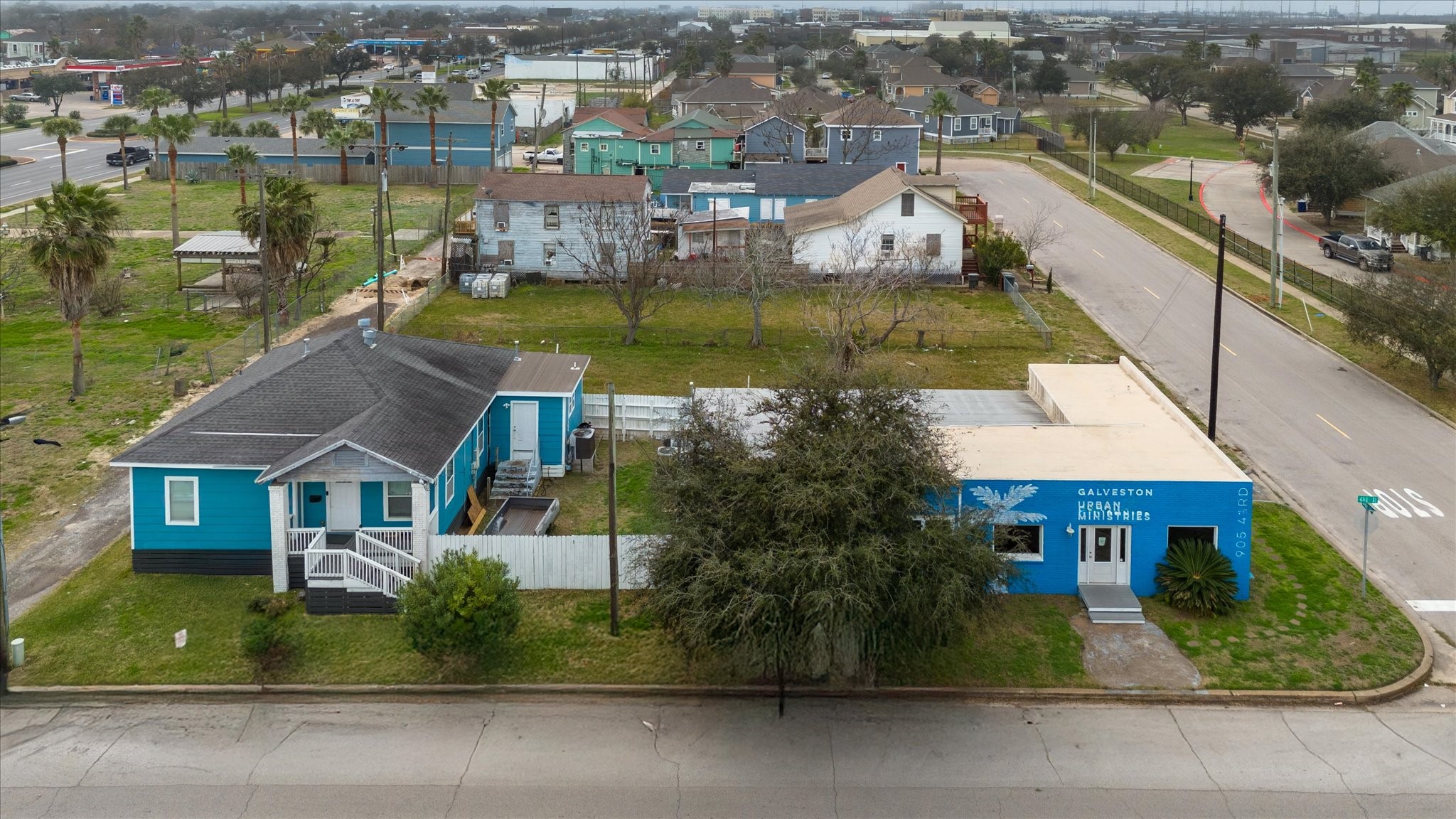 905 43rd Street Galveston, TX 77550 - Photo 1 of 43 Aerial photo of entire property on a prime corner location. Residential or business opportunities await!