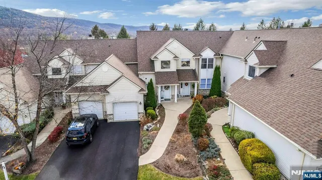 $420,000 | 8 Caleb Court, Unit 904, Hamburg, NJ 07419