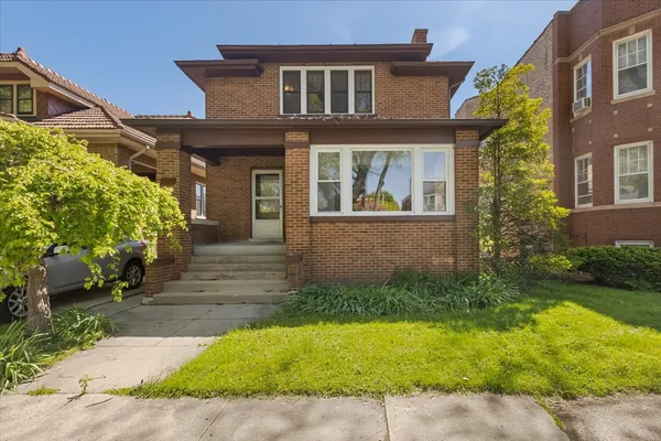 $693,500 | 6515 North Maplewood Avenue, Chicago, IL 60645
