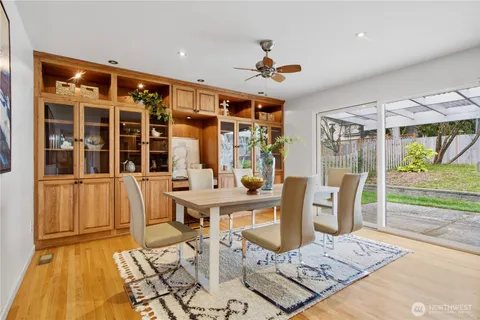 $1,069,000 | 14335 109th Avenue Northeast, Kirkland, WA 98034