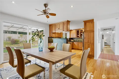 $1,069,000 | 14335 109th Avenue Northeast, Kirkland, WA 98034