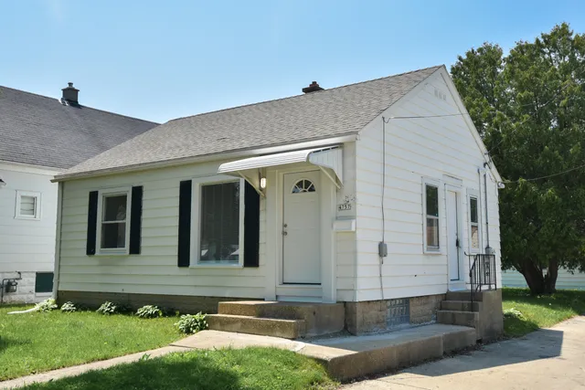 $135,000 | 4757 North 21st Street, Milwaukee, WI 53209