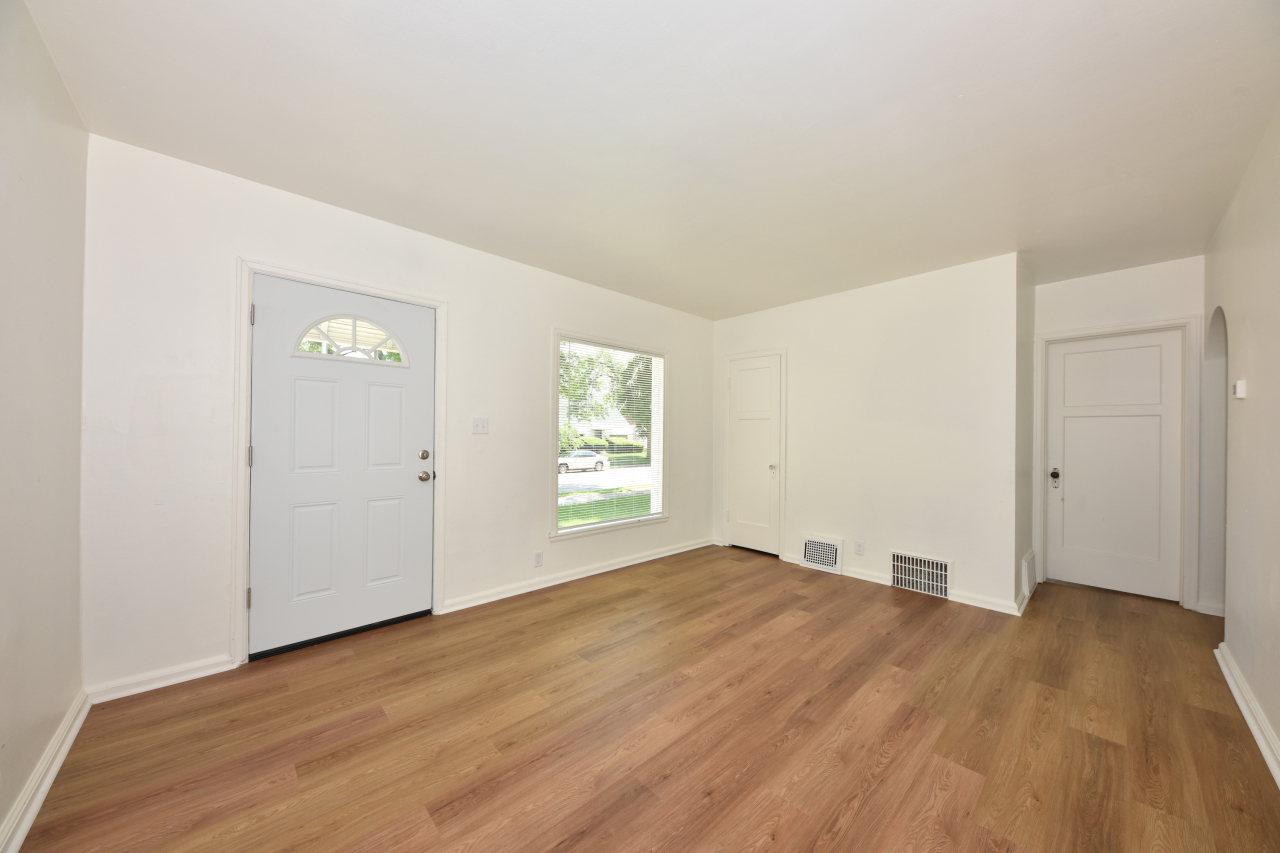 4757 North 21st Street Milwaukee, WI 53209 - Photo 6 of 16 Photo 6