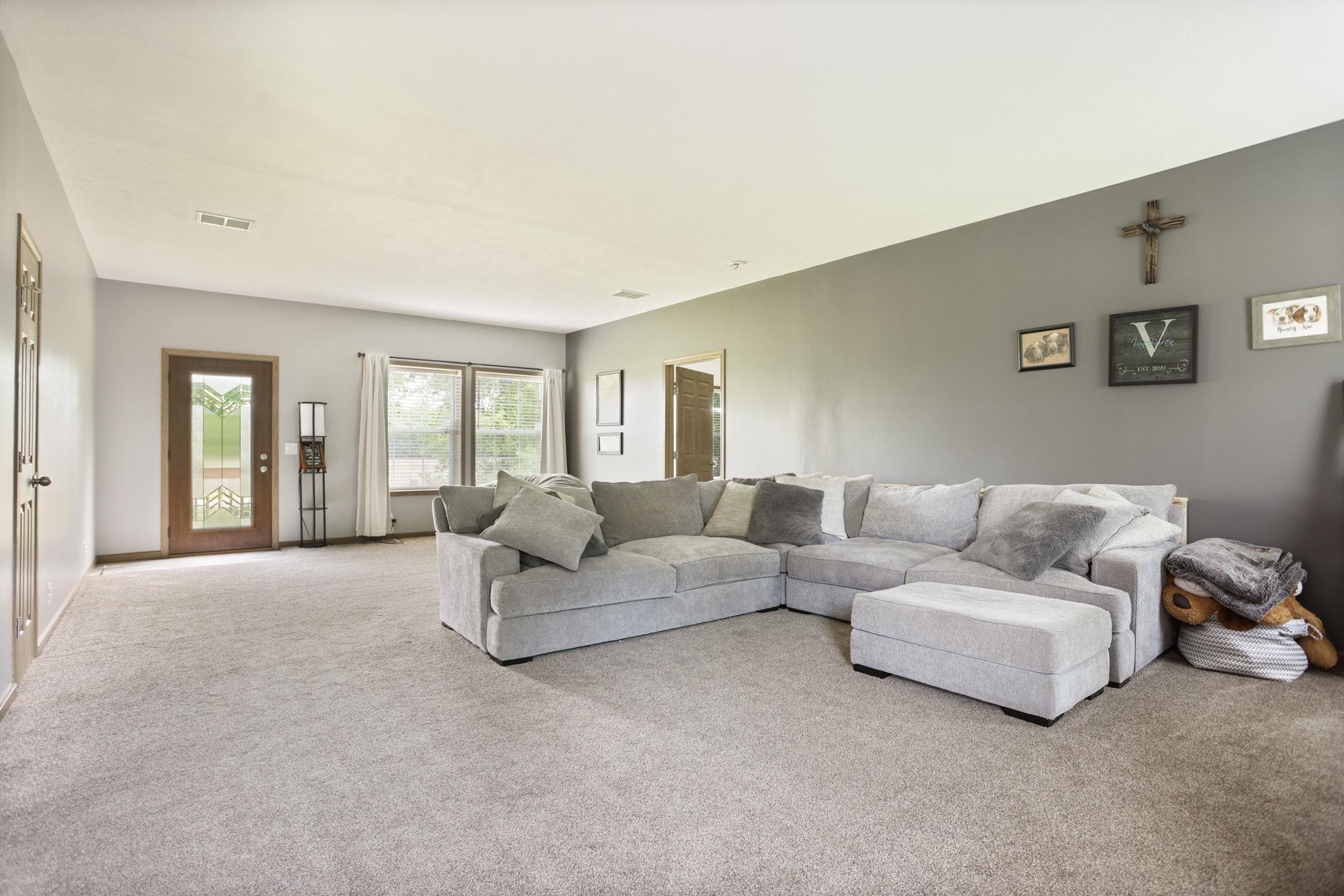 12527 Ring Road St. Charles, MI 48655 - Photo 11 of 55 50178136-b23ed3bd-1f73-4487-a0d5-72a6a960d873.JPG