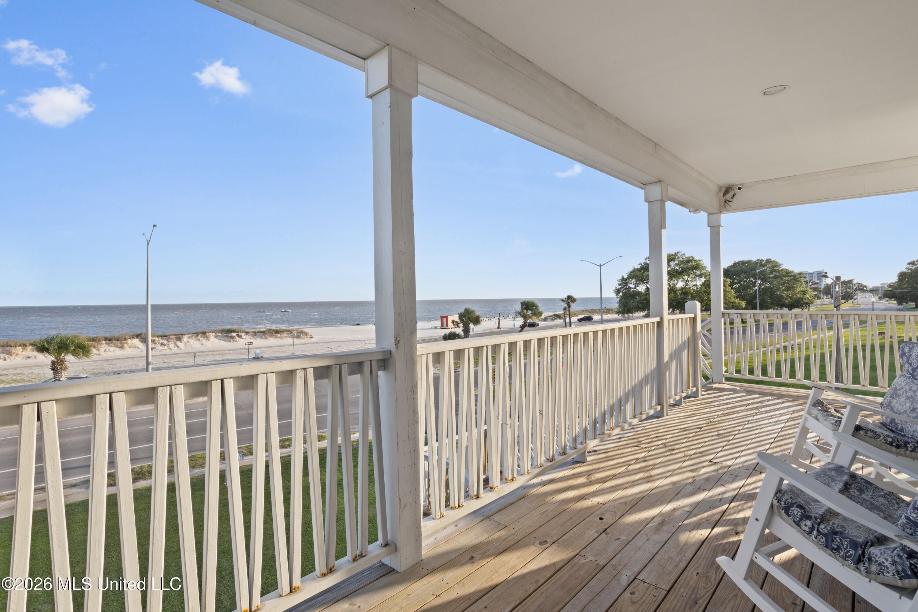 1623 Cayman Cove Biloxi, MS 39531 - Photo 48 of 58 00059