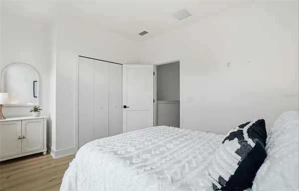 $7,500 | 3002 West Platt Street, Unit 4, Tampa, FL 33609