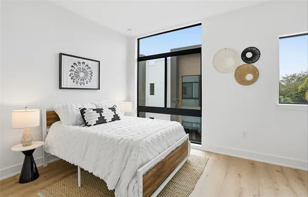 $7,500 | 3002 West Platt Street, Unit 4, Tampa, FL 33609
