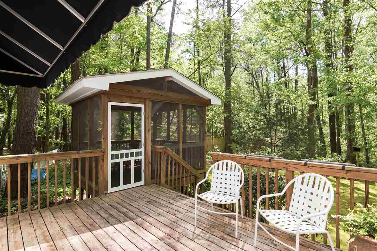 9609 Rock Creek Road Raleigh, NC 27613 - Photo 20 of 25 Deck