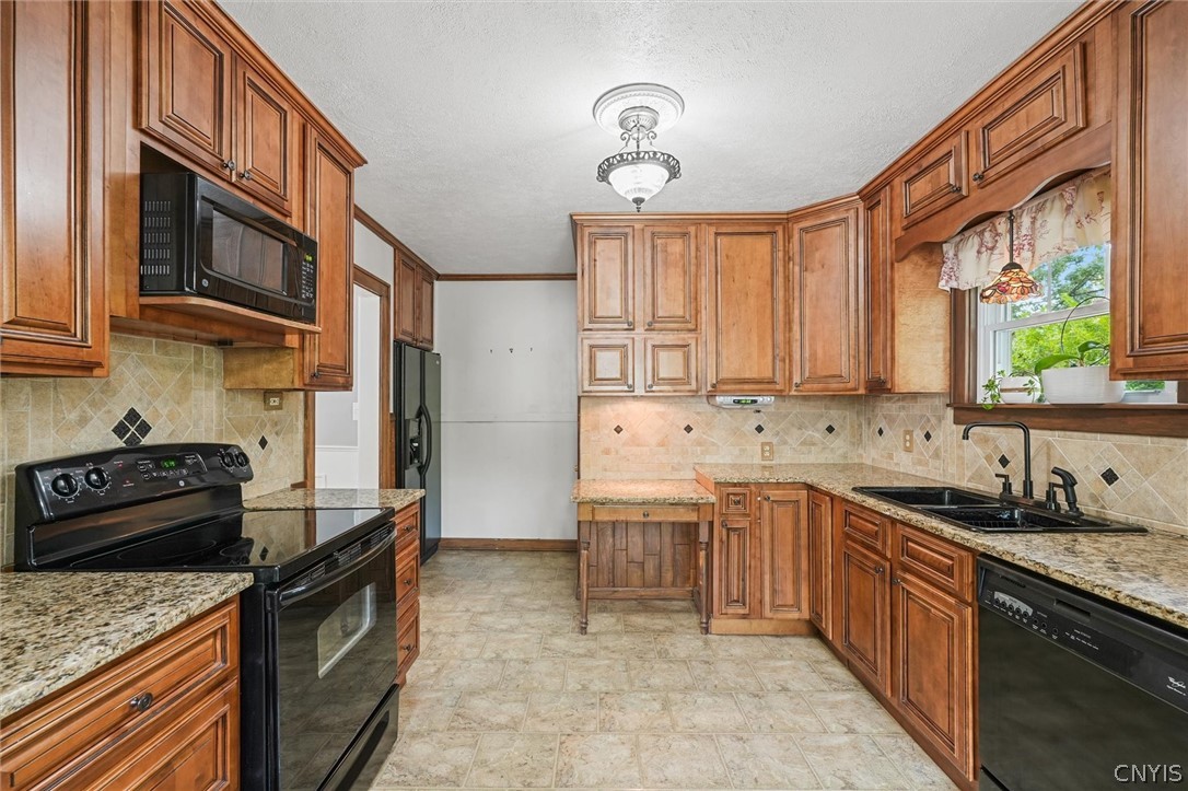201 Bronson Road Geddes, NY 13219 - Photo 13 of 47 Gallery Image 13