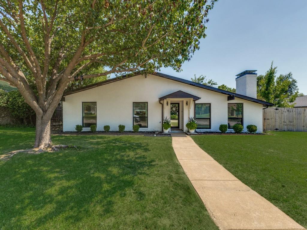 6716 Roundrock Road Dallas, TX 75248 - Photo 2 of 36
