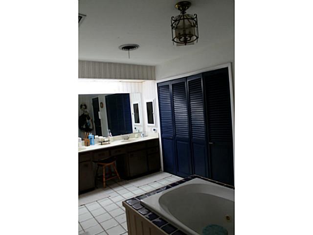 744 Northwest Spruce Ridge Drive Stuart, FL 34994 - Photo 20 of 25 Gallery Image 20