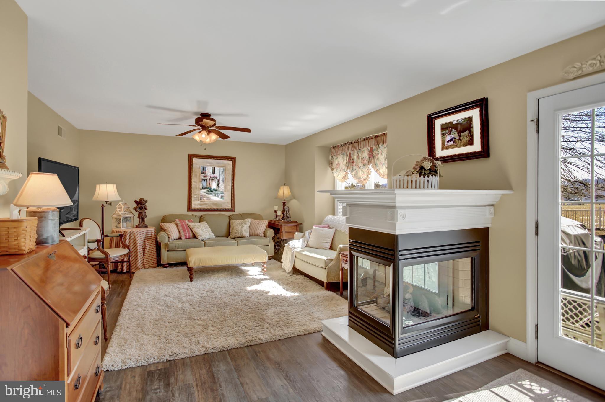 422 Old Farm Road Palmyra, PA 17078 - Photo 5 of 43 Gallery Image 5