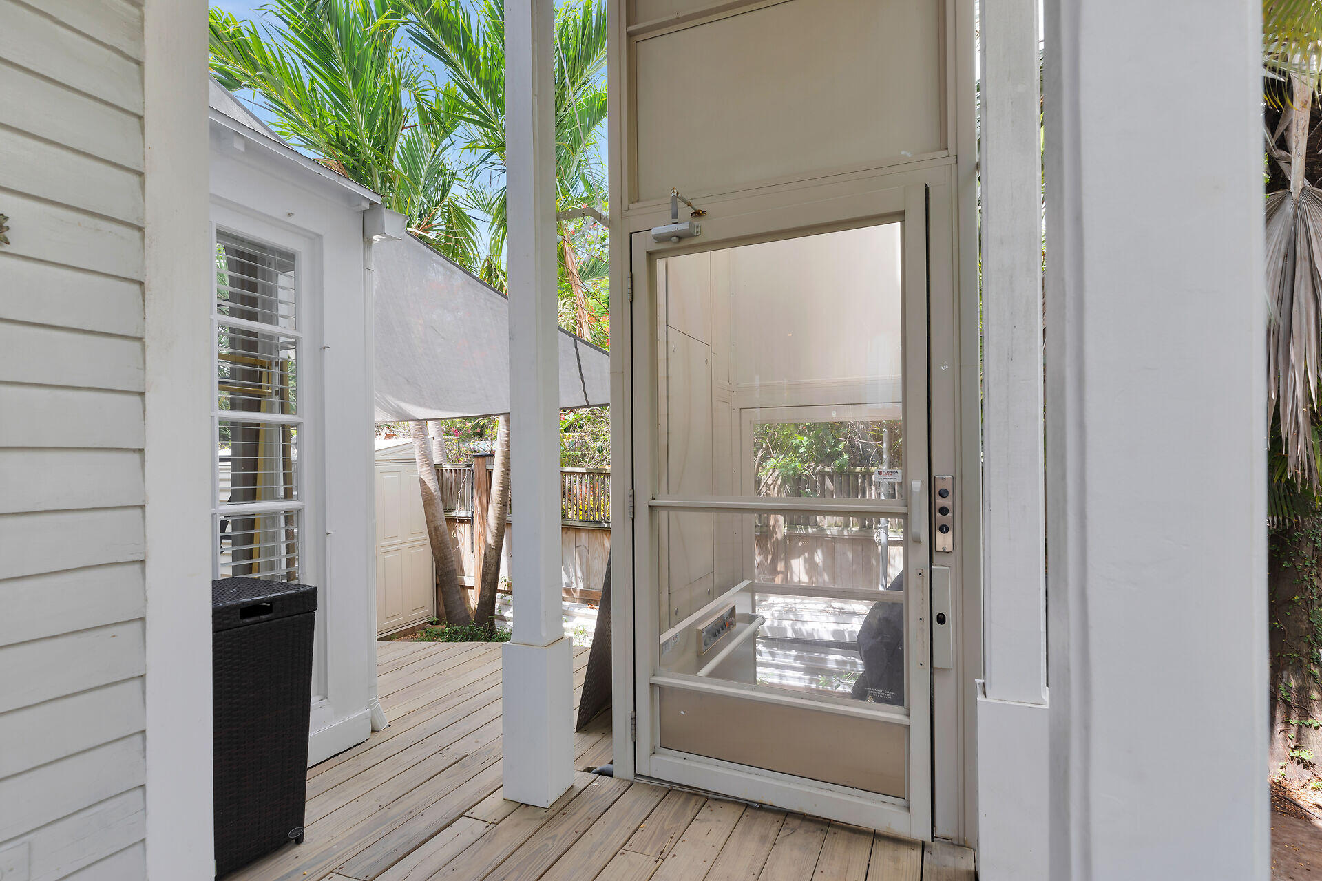 1001 United Street, Unit B Key West, FL 33040 - Photo 20 of 48 a view of a entryway of the house