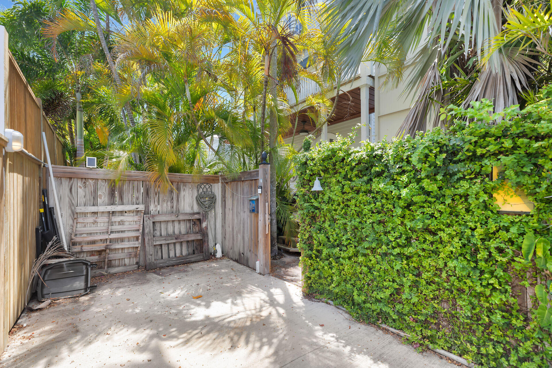 1001 United Street, Unit B Key West, FL 33040 - Photo 45 of 48 a backyard of a house with lots of green space