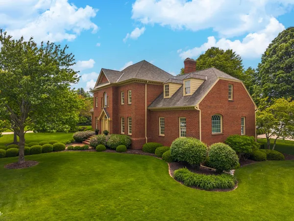 $825,000 | 3301 Wisteria Lane, Bloomington, IL 61704