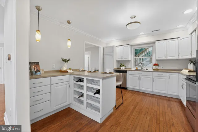 $550,000 | 23711 Slidell Road, Clarksburg, MD 20871