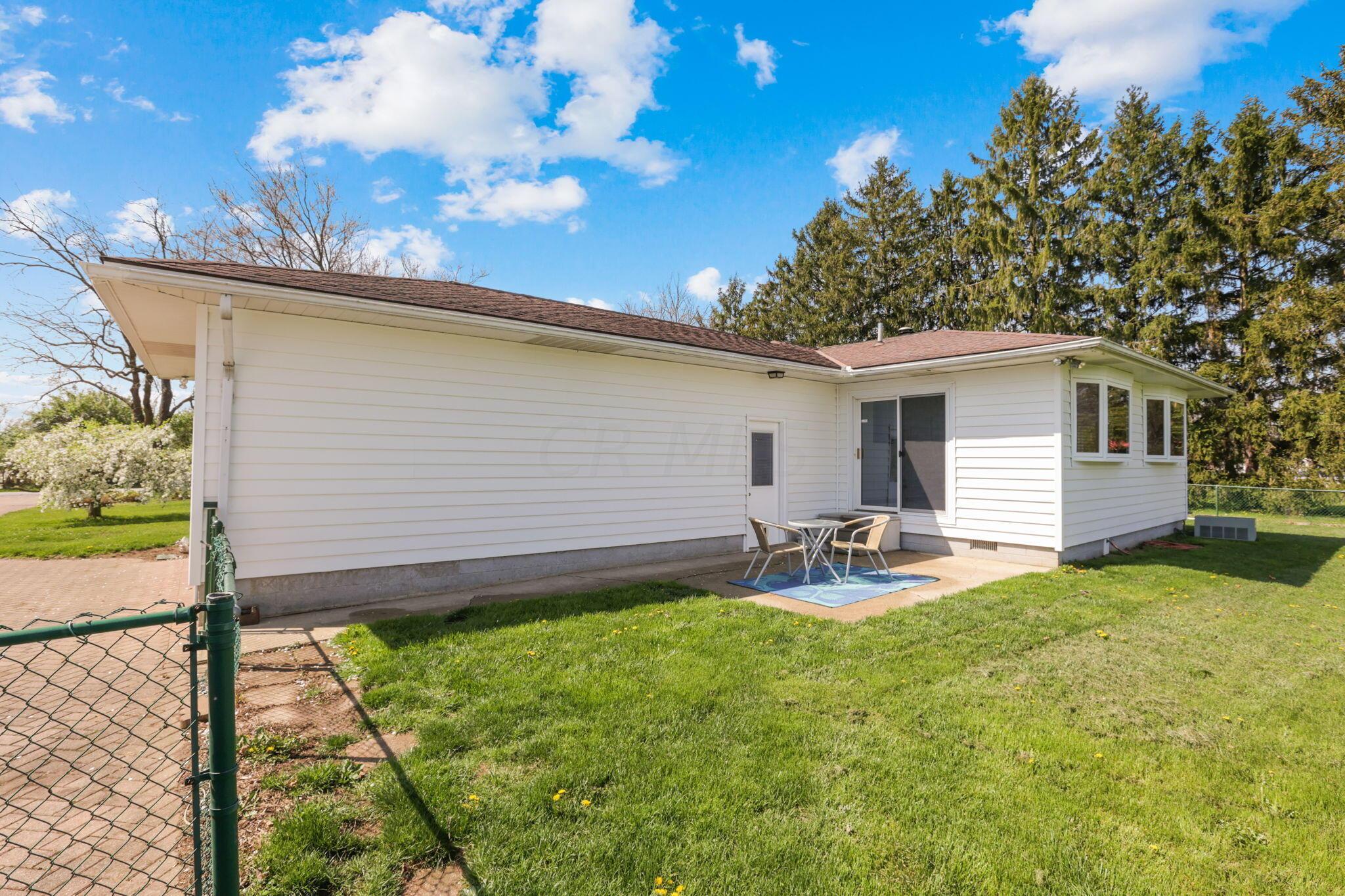 8200 Haenszel Road Grove City, OH 43123 - Photo 33 of 40 Rear Exterior