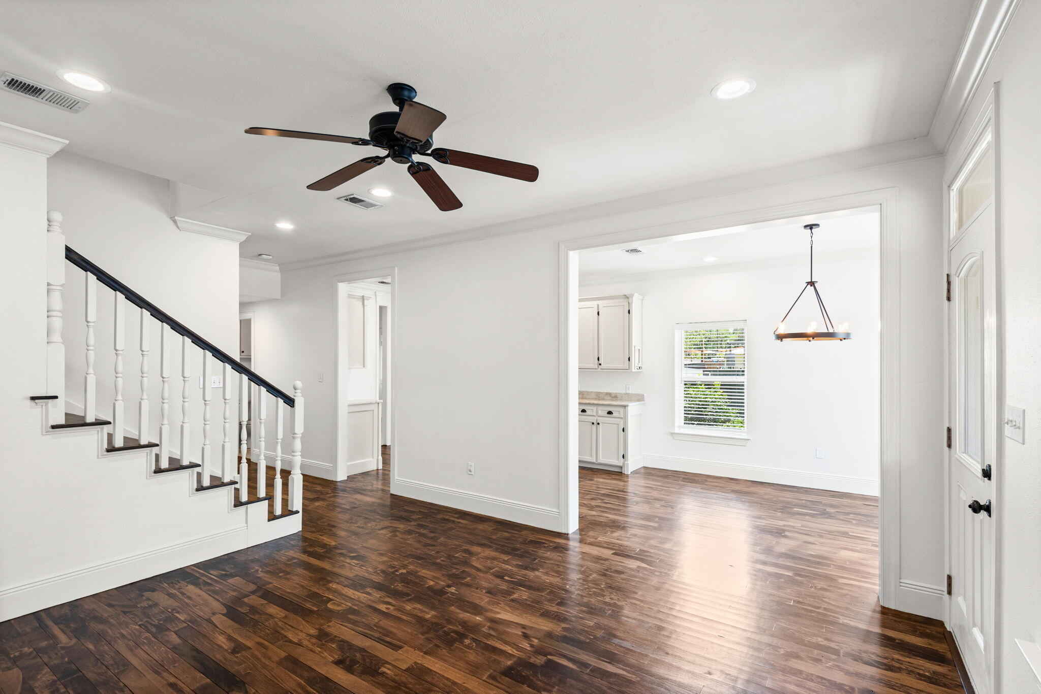 187 7th Street Santa Rosa Beach, FL 32459 - Photo 5 of 47 Living Room to Dining