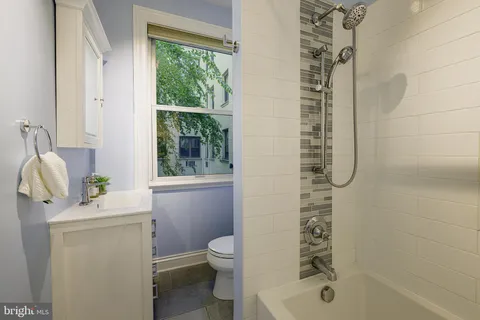 $550,000 | 3100 Connecticut Avenue Northwest, Unit 237, Washington, DC 20008