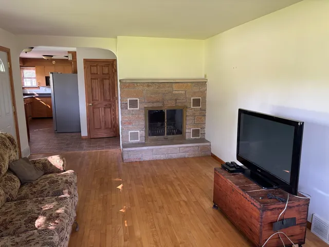 $179,900 | N1058 Highway 41, Menominee, MI 49858