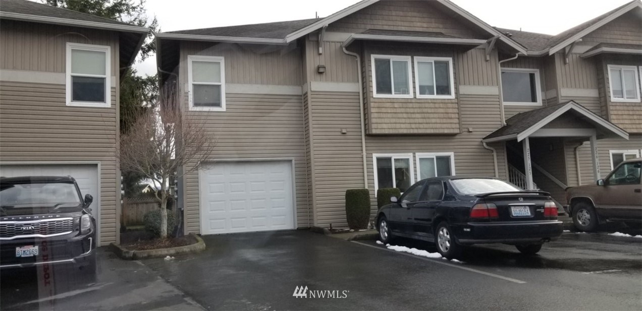 1305 Boon Street, Unit 125 Sumas, WA 98295 - Photo 1 of 1