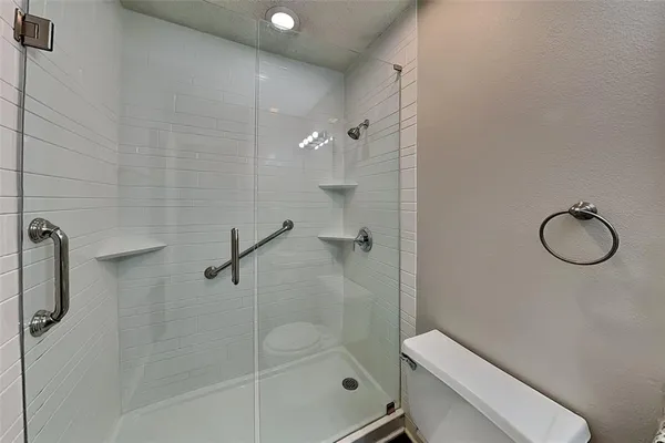 $2,595 | 3313 Stone Bridge Drive, Flower Mound, TX 75028