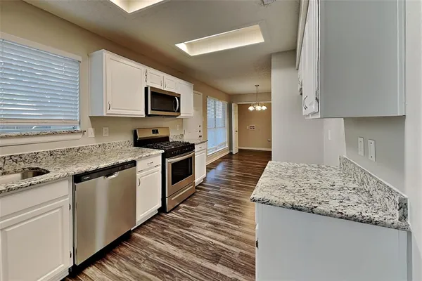 $2,595 | 3313 Stone Bridge Drive, Flower Mound, TX 75028