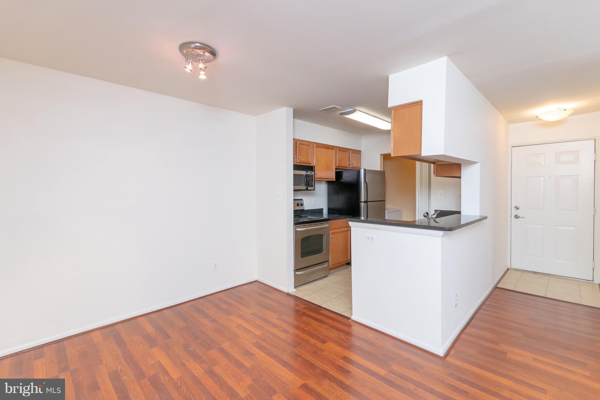 1727 Ascot Way, Unit J Reston, VA 20190 - Photo 12 of 28 Gallery Image 12