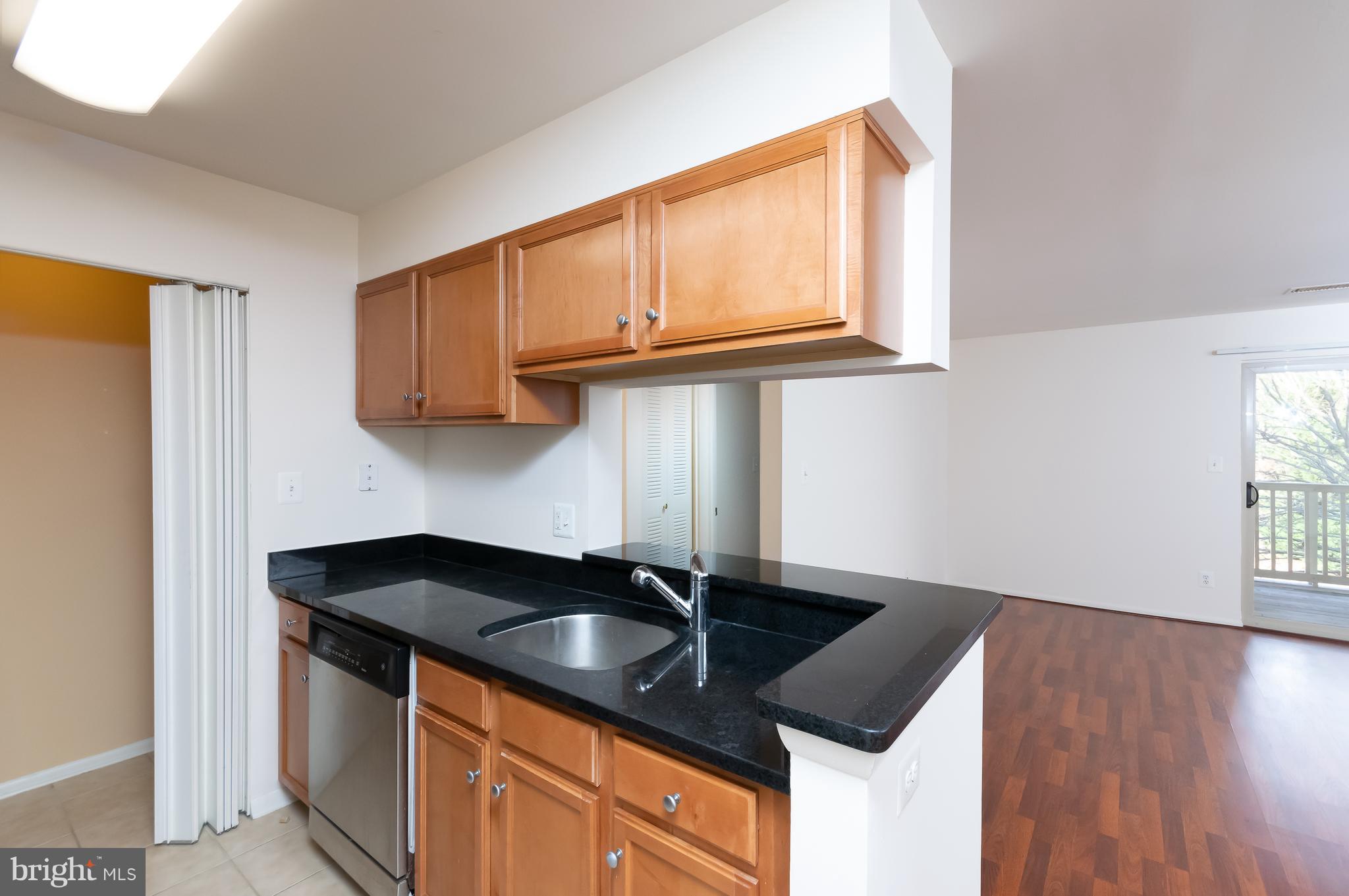 1727 Ascot Way, Unit J Reston, VA 20190 - Photo 14 of 28 Gallery Image 14