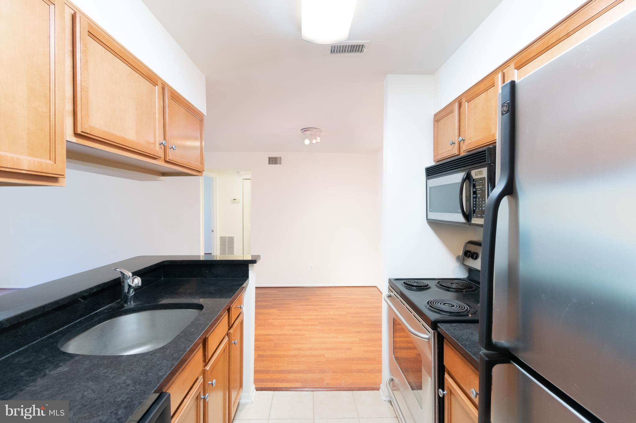 1727 Ascot Way, Unit J Reston, VA 20190 - Photo 15 of 28 Gallery Image 15