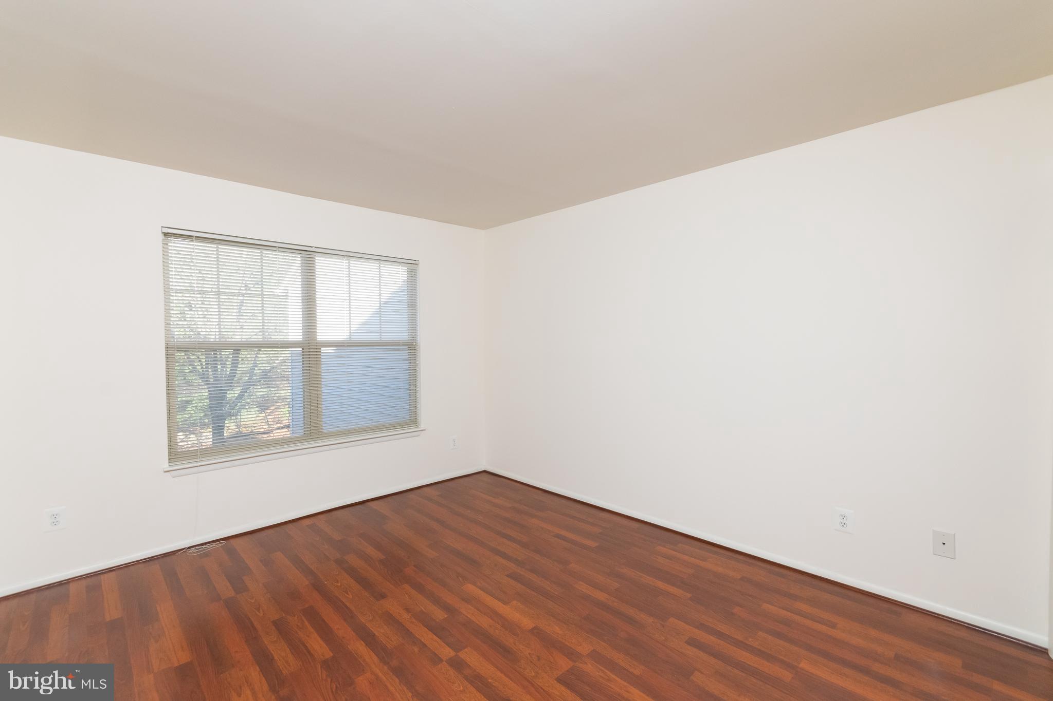 1727 Ascot Way, Unit J Reston, VA 20190 - Photo 17 of 28 Gallery Image 17