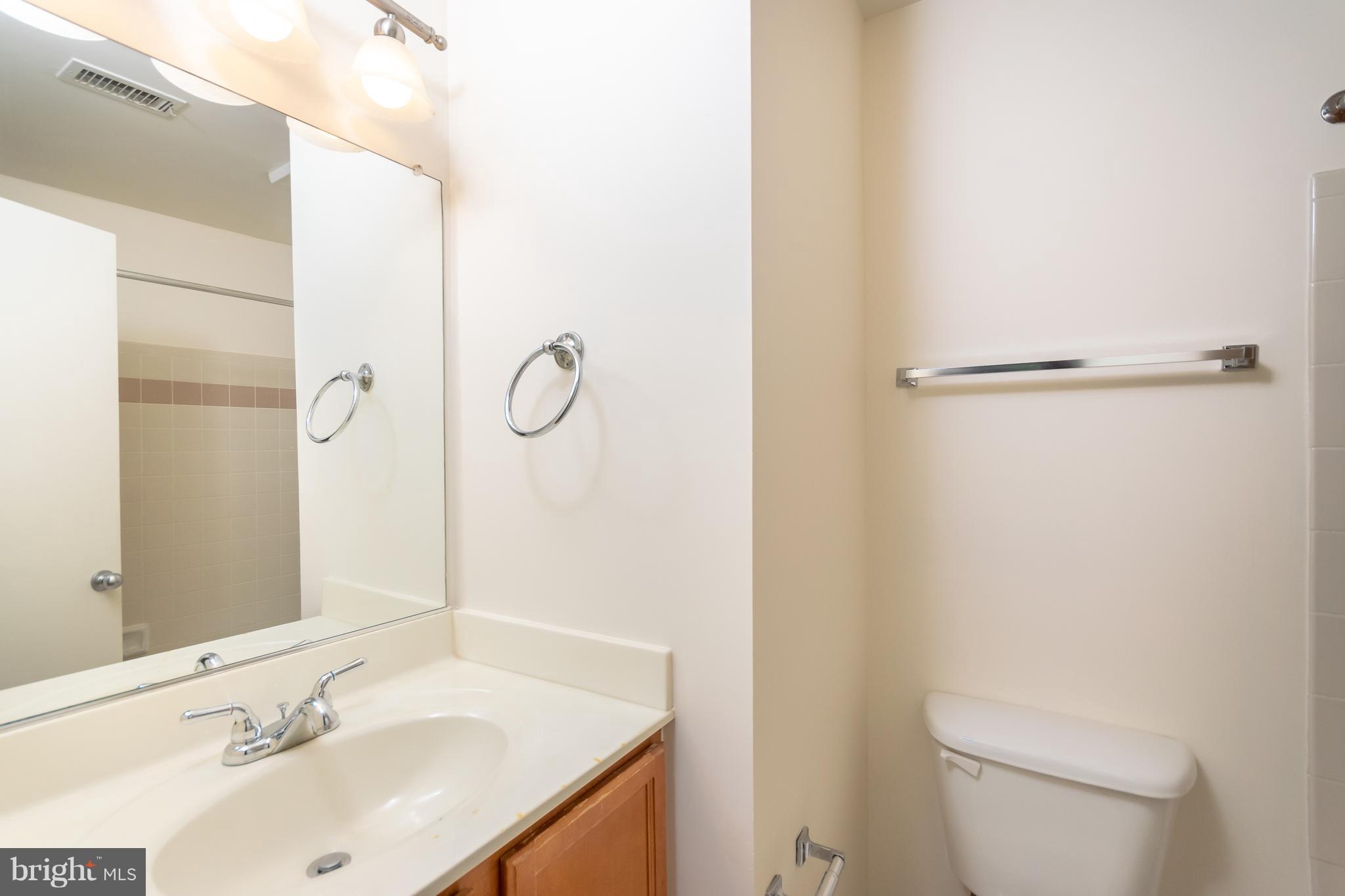 1727 Ascot Way, Unit J Reston, VA 20190 - Photo 25 of 28 Gallery Image 25
