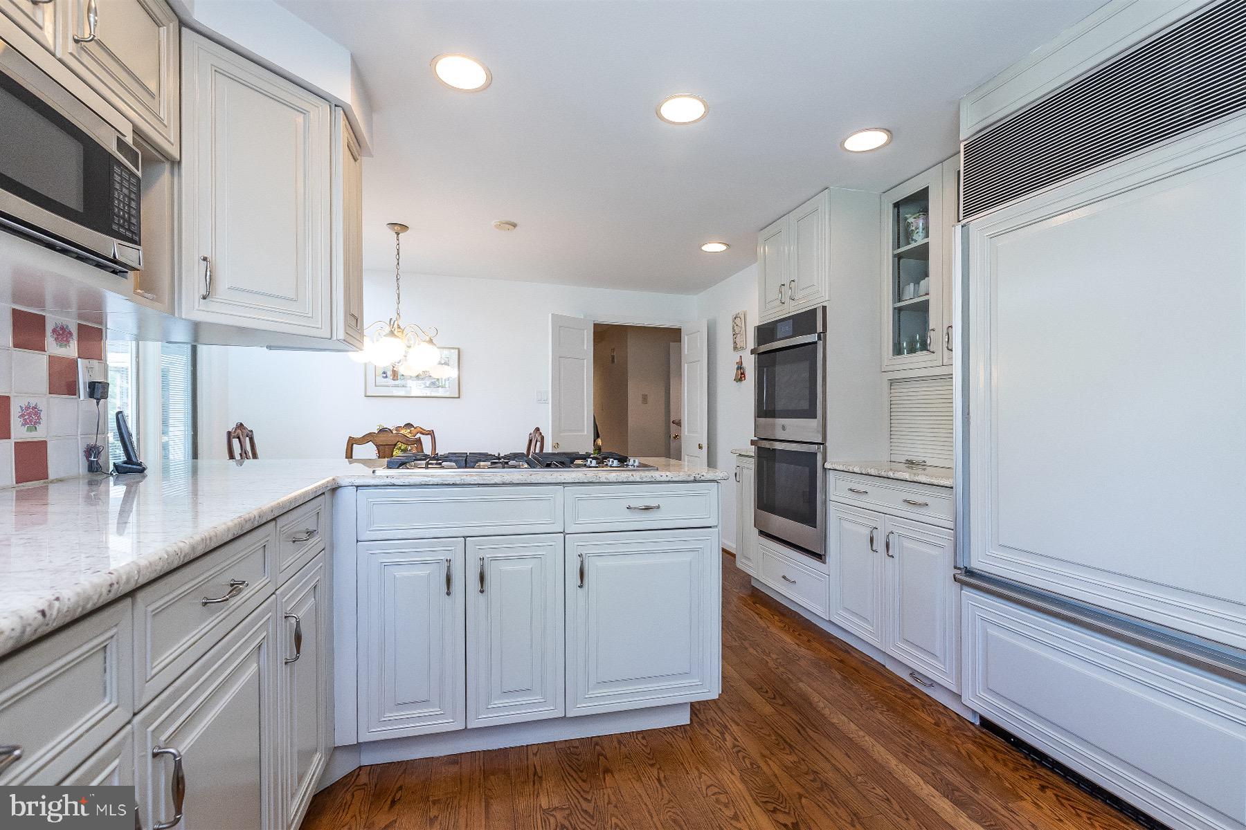 31 Spring Mill Lane Cherry Hill, NJ 08003 - Photo 13 of 45