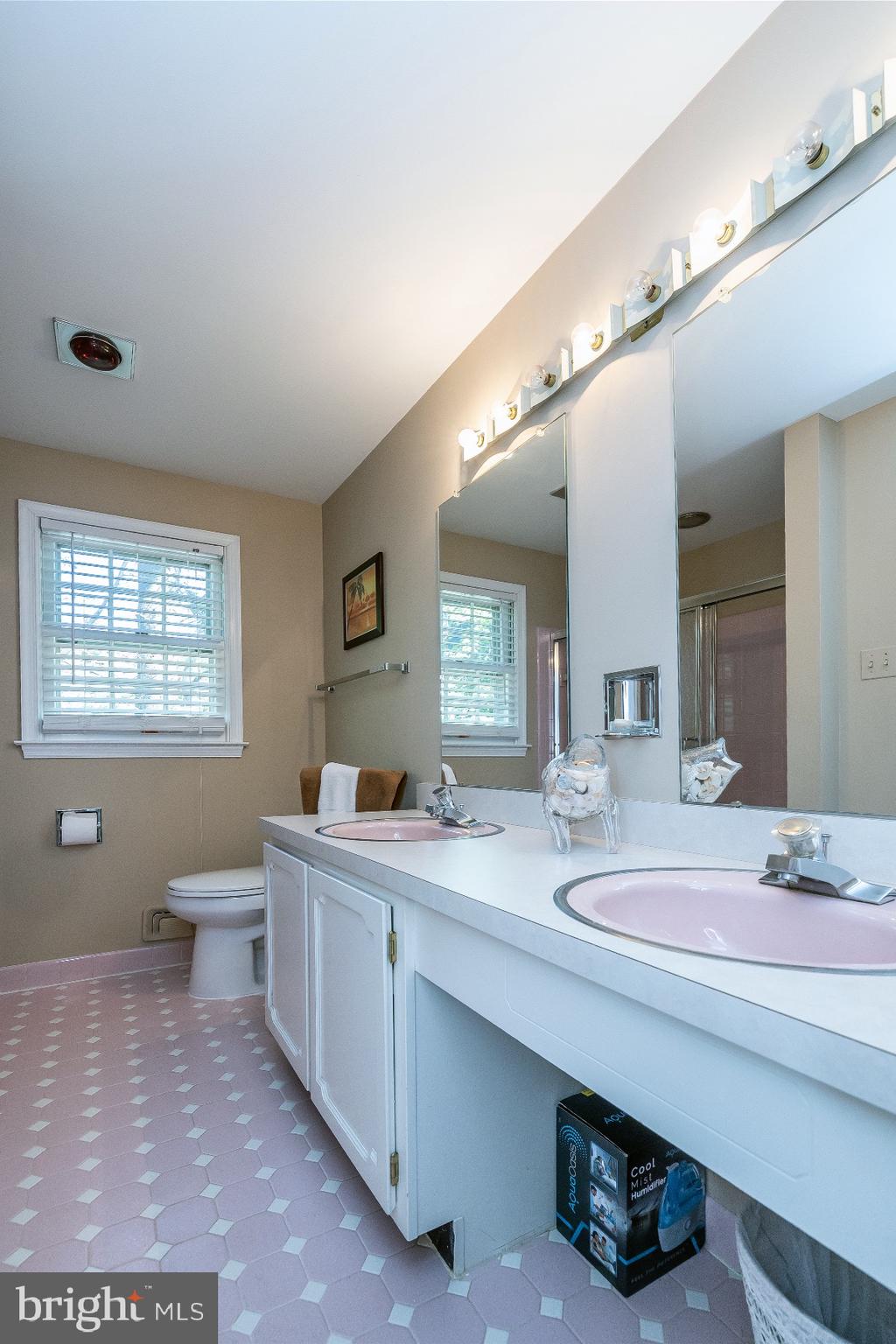 31 Spring Mill Lane Cherry Hill, NJ 08003 - Photo 37 of 45
