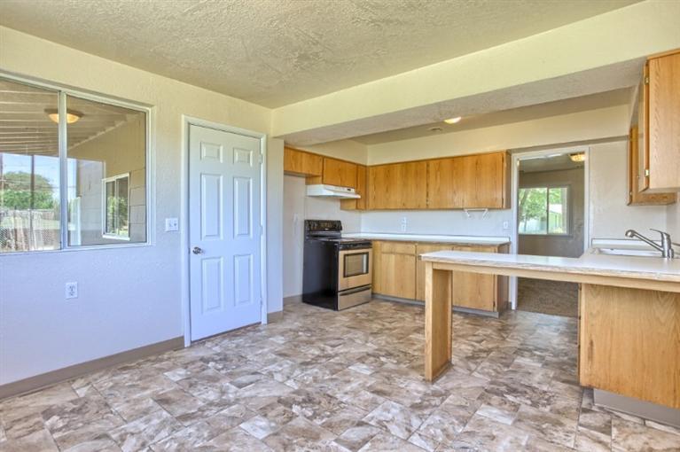 5476 Upton Road Central Point, OR 97502 - Photo 13 of 32 Additional Photo